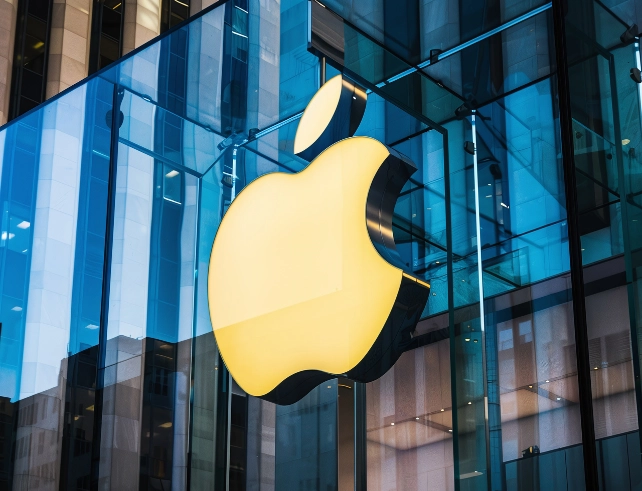 Apple reports a record December quarter and views India as a key growth market.