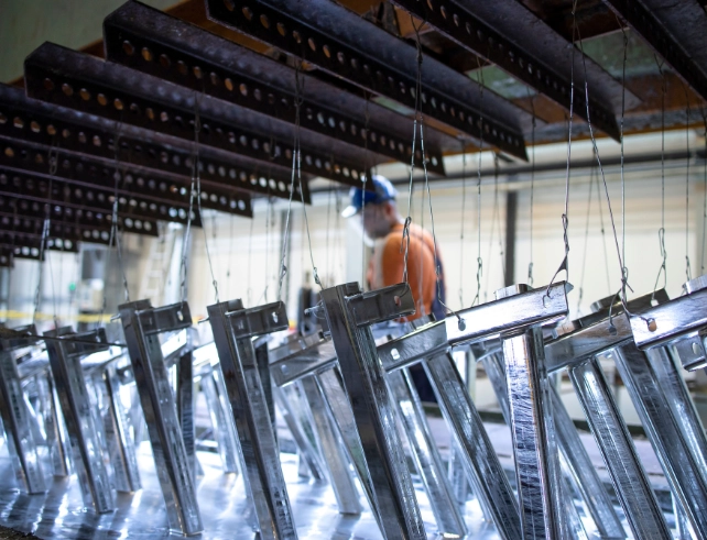 Aluminium Extrusion Industry Cuts Output Sharply Amid West Asia Supply Disruptions