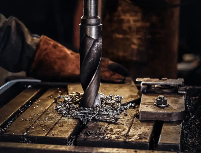 Seco Tools introduces TP3502, a CVD-coated Duratomic grade designed for stable, predictable performance in demanding steel-turning applications.